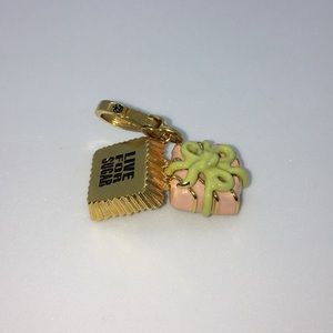 Juicy Couture Jewelry - Juicy Couture Petite Four Charm Juicy Couture Jewelry - Juicy Couture Petite Four Charm